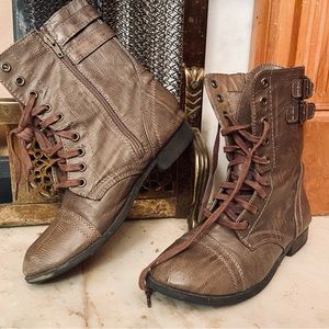 combat boots FREE PEOPLE LIKE